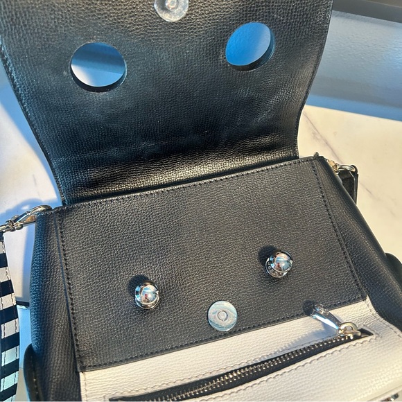 Henri Bendel crossbody fold over Robot Bag - Picture 5 of 14